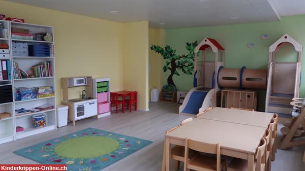 Bild 10: Waldkinderkrippe Blüemli, KiTa im Zentrum Witikon ZH