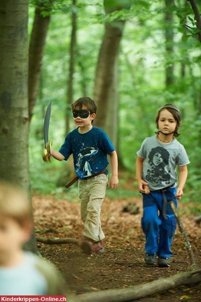 Bild 4: Waldkita Chindertroum, Kinderbetreuung in der Natur in Bern Weissenstein