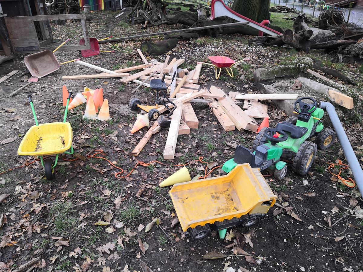 Bild 4: Bauernhofspielgruppe Wurzelpurzel in Wahlen bei Laufen Basel Land