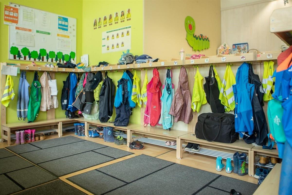 Bild 3: kiana Kita, Kinderbetreuung nahe Bauernhof, Ponyhof, Wald
