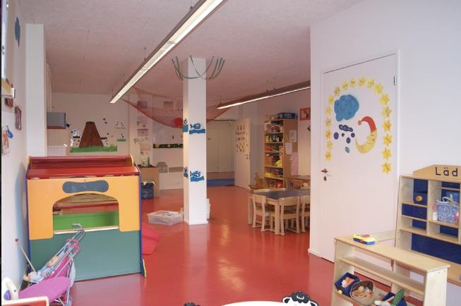 Bild 5: Ameisenburg Kinderkrippe / Kindergarten, spielen lernen lachen, Stadt Zürich-Wollishofen