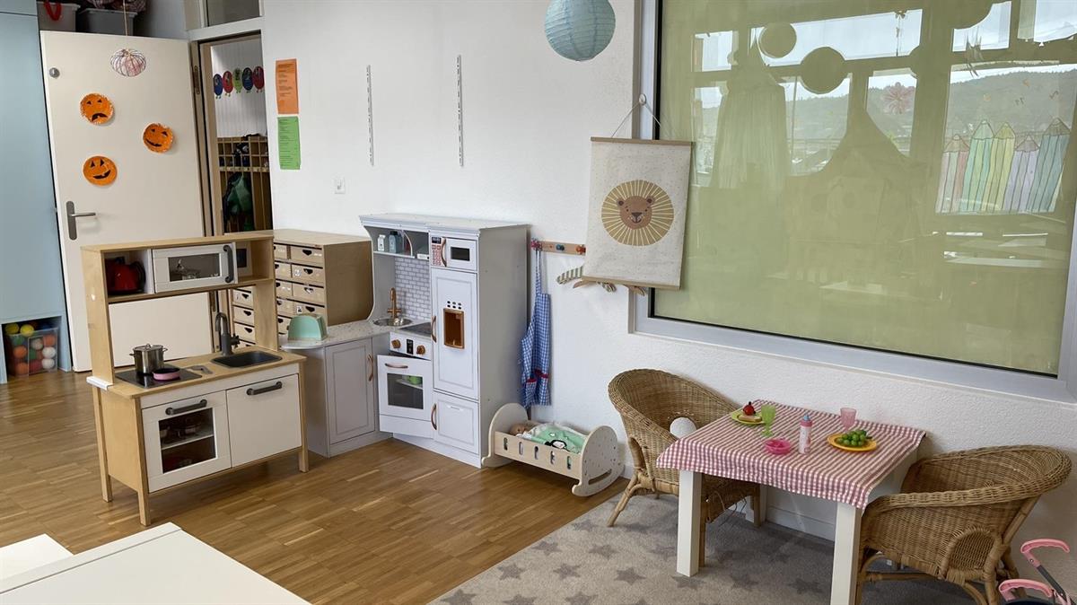 Bild 6: ErzieherIn / MiterzieherIn, Fachperson Betreuung / FaBeK, 60% Mi. Do. Fr., Zürich